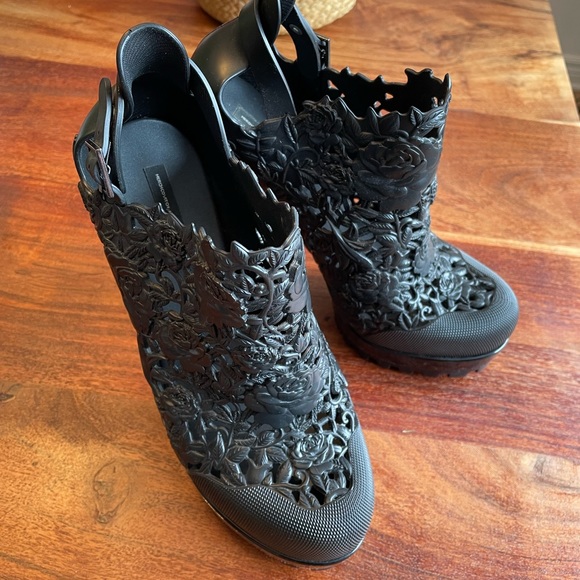 Melissa + Alexandre Herchcovitch - Iconic Boots - Picture 3 of 6